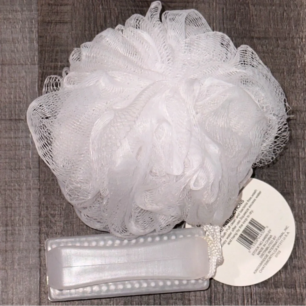 💞 New White Loofah & Nail Brush Hygiene Set